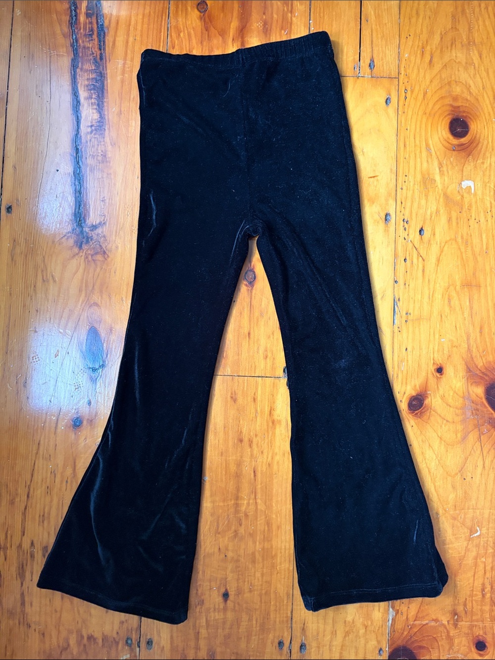 Girl’s Black Velvet Flare Leggings